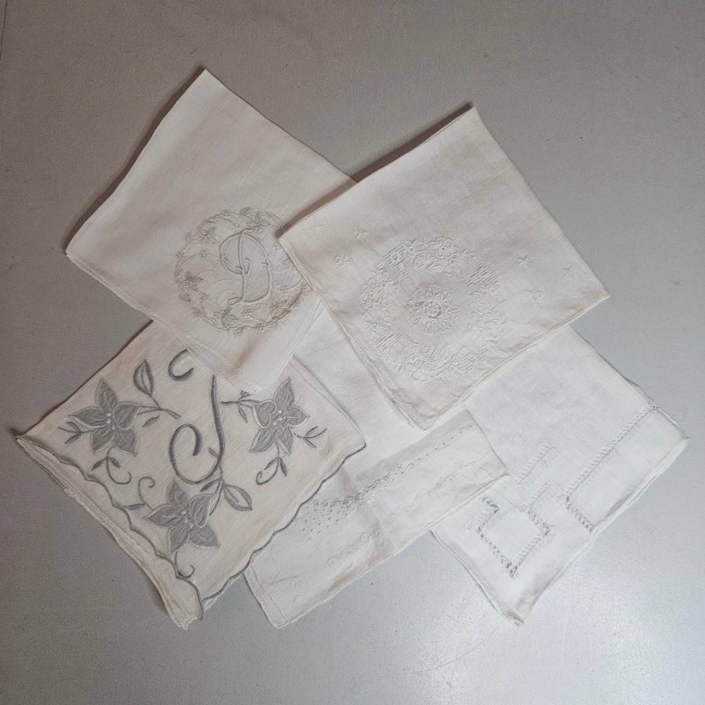 Vintage Handkerchief Lot 5pc White Linen Cotton Monogram D T Lace Embroidery
